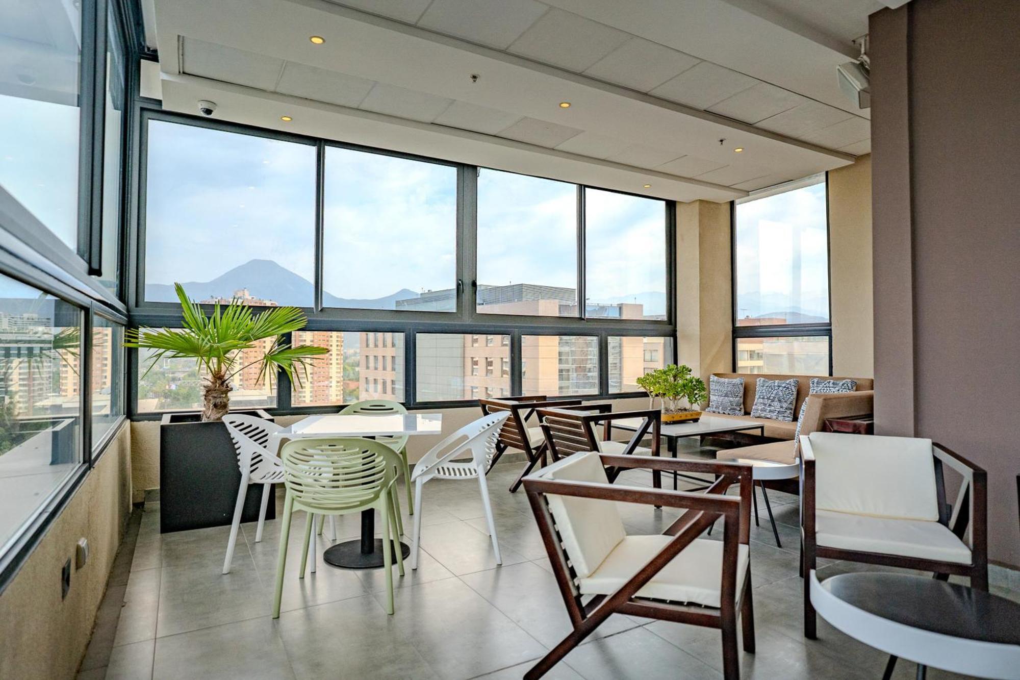 Hampton By Hilton Santiago Las Condes ภายนอก รูปภาพ