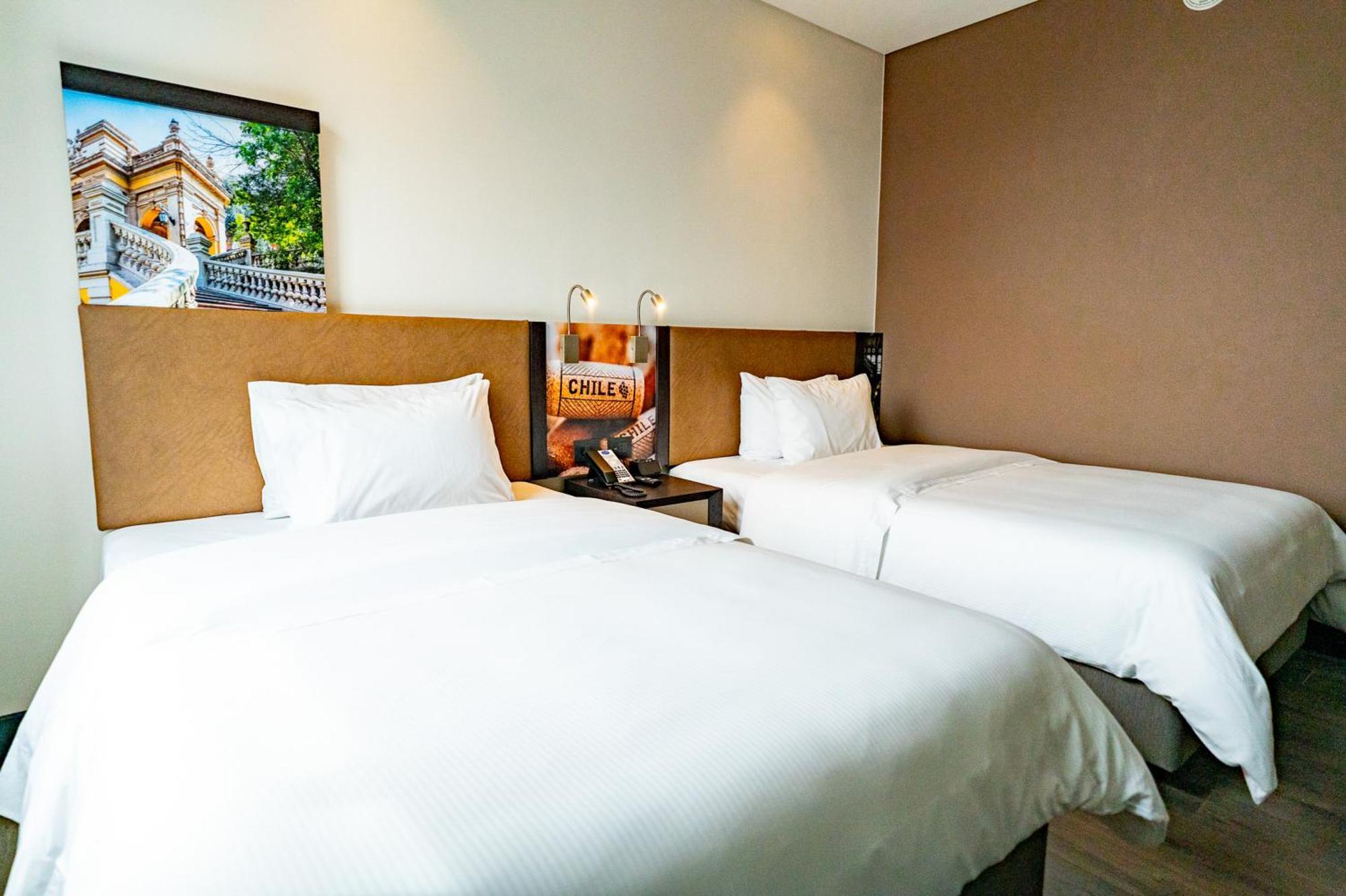 Hampton By Hilton Santiago Las Condes ภายนอก รูปภาพ