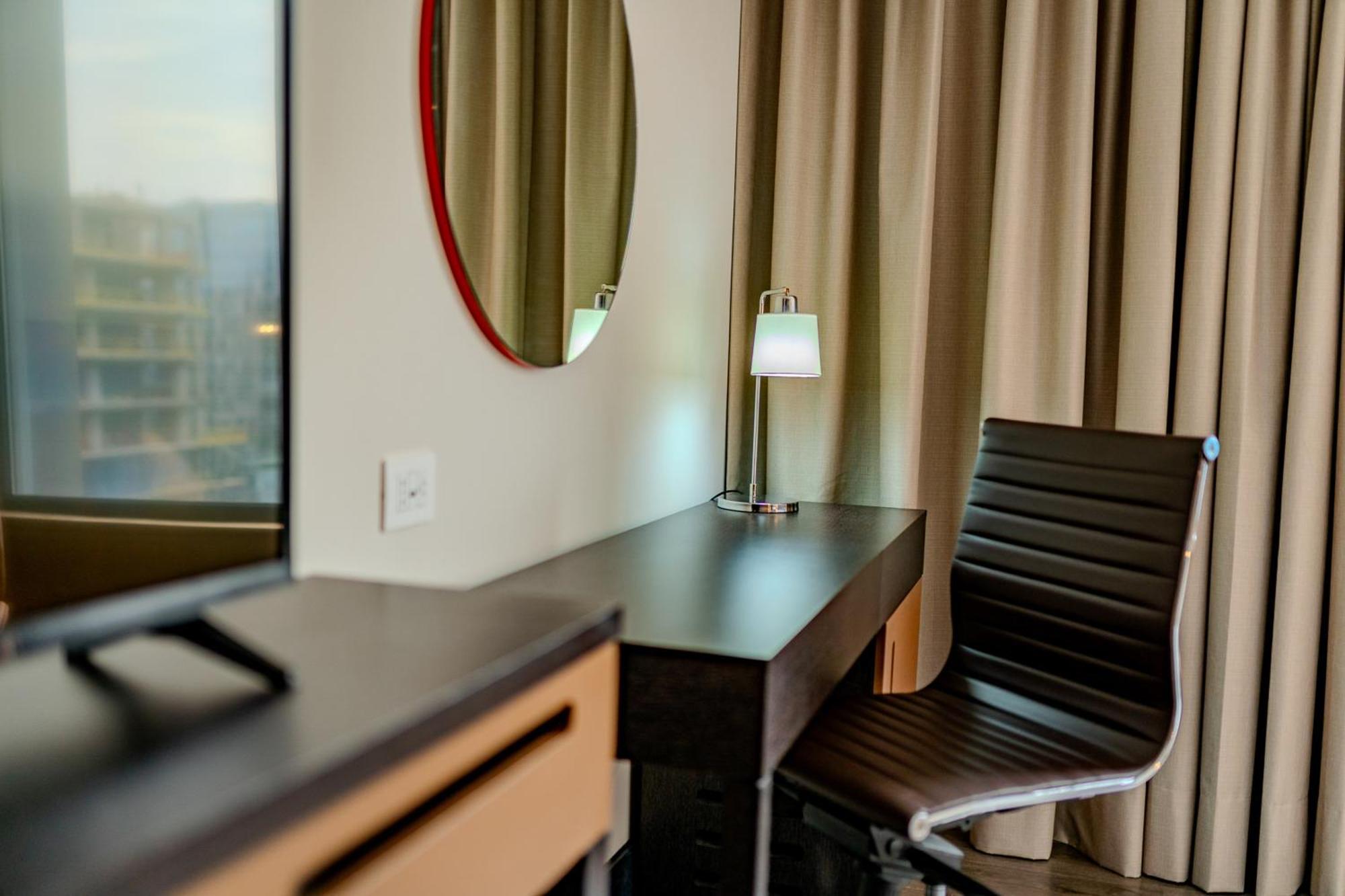 Hampton By Hilton Santiago Las Condes ภายนอก รูปภาพ