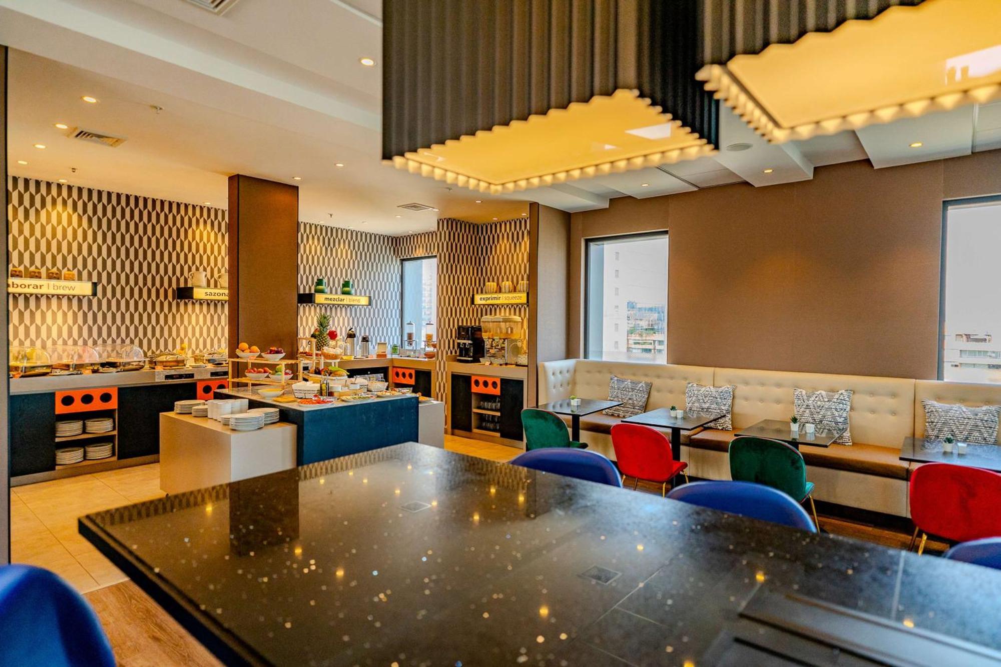 Hampton By Hilton Santiago Las Condes ภายนอก รูปภาพ