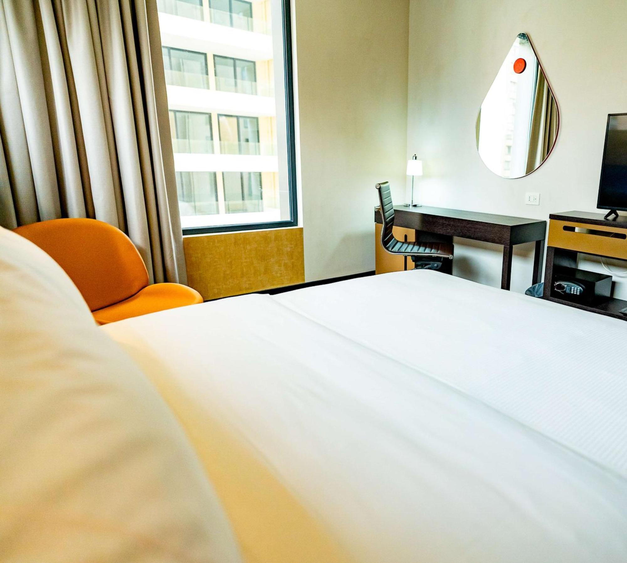 Hampton By Hilton Santiago Las Condes ภายนอก รูปภาพ