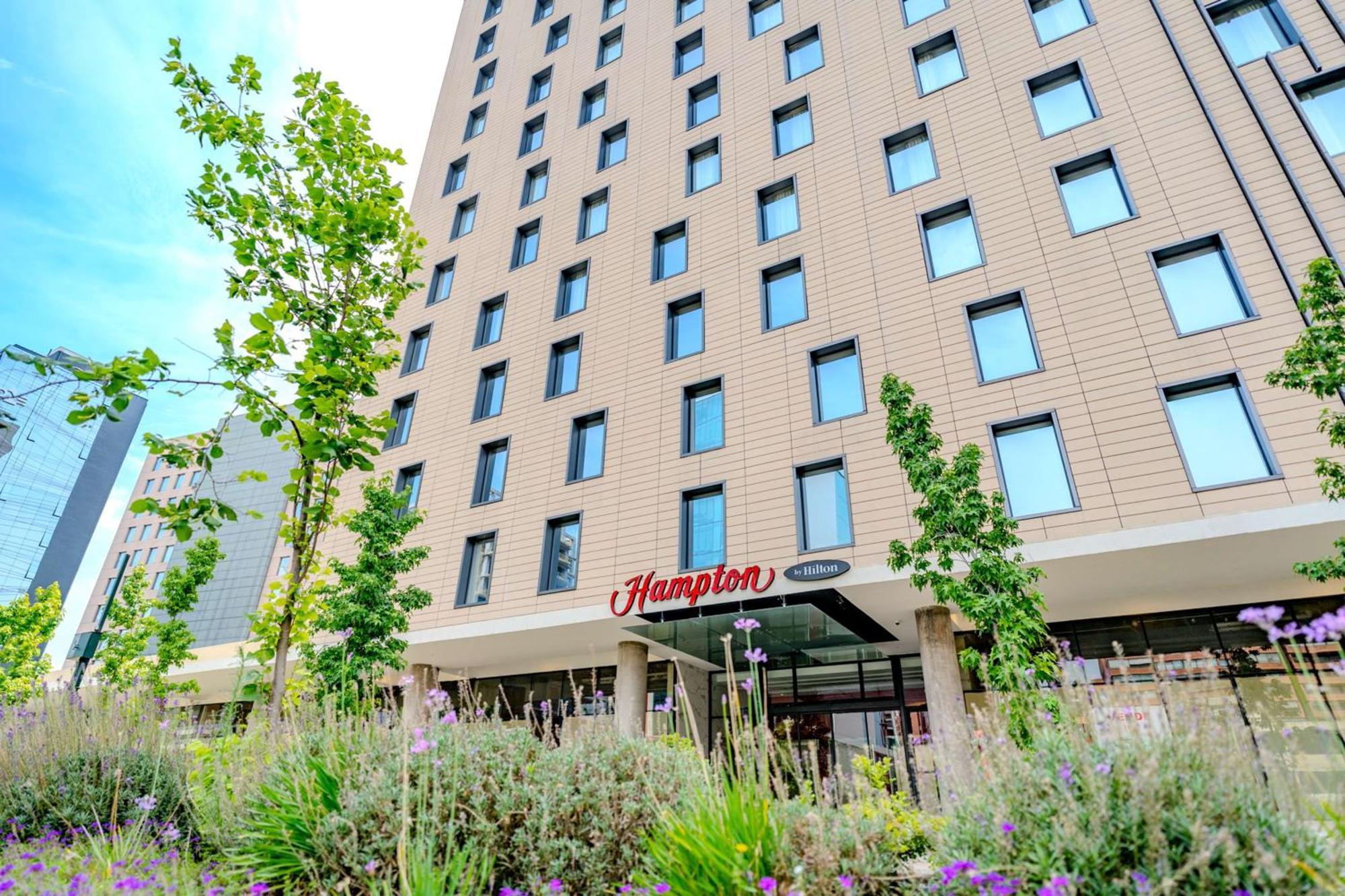 Hampton By Hilton Santiago Las Condes ภายนอก รูปภาพ